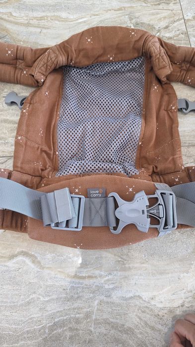 Ергономична бебешка раница Love & Carry ONE Evo