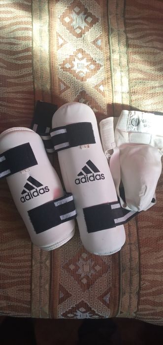 Щитки для таэквондо, каратэ