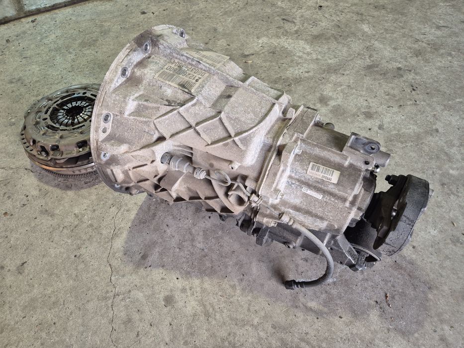 Ръчна скоростна кутия Мерцедес ОМ651 W212 W204 6 скорости Mercedes