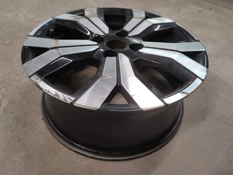 Джанта 6,5 J16 CH4-45 Дачия Логан 3 [ - ], Сандеро 3 [ - ] Оригинална