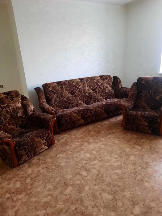 Диван и 2 кресла