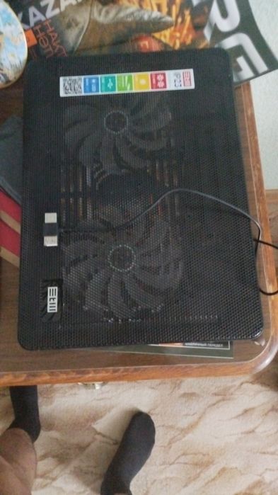 Охладитель под ноутбук.