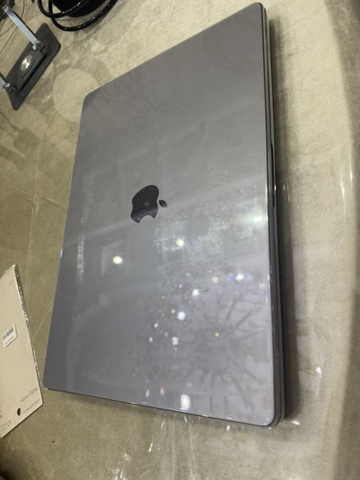 Macbook pro M1 Max 16inch 64/512gb