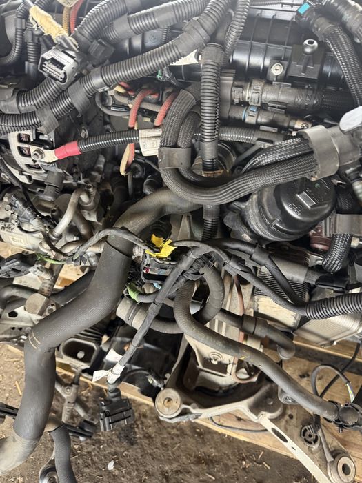 Двигател бмв Б57Д30Б 4д 320 коня (dvigatel bmw B57d30B 4d 320 konq)