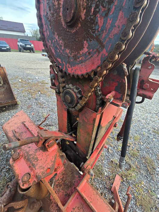 Troliu in tiranti la tractor cu piese originale facut hidraulic 7t