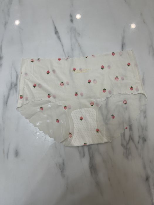 Ayollar trusiklari, choksiz trusiklar
