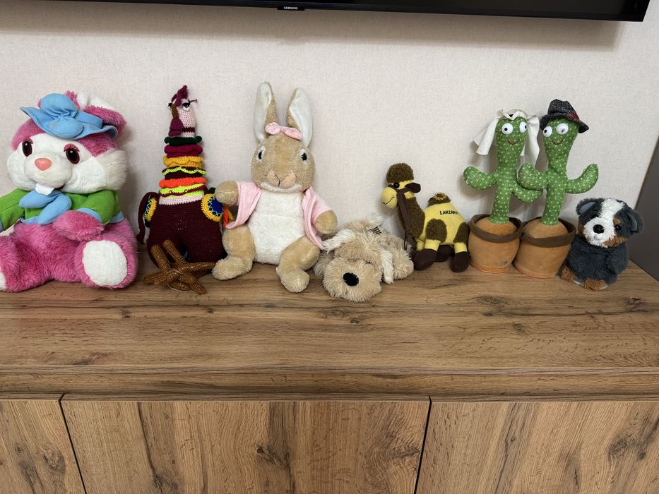 Разные игрушки для детей