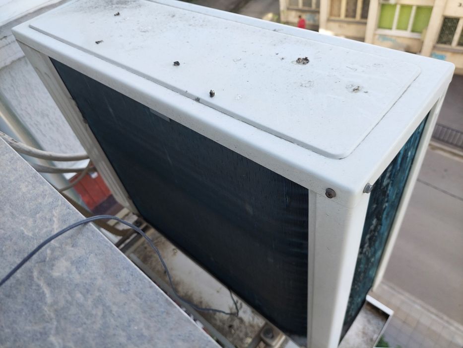 Работещ Климатик Midea 9 / 9000 BTU