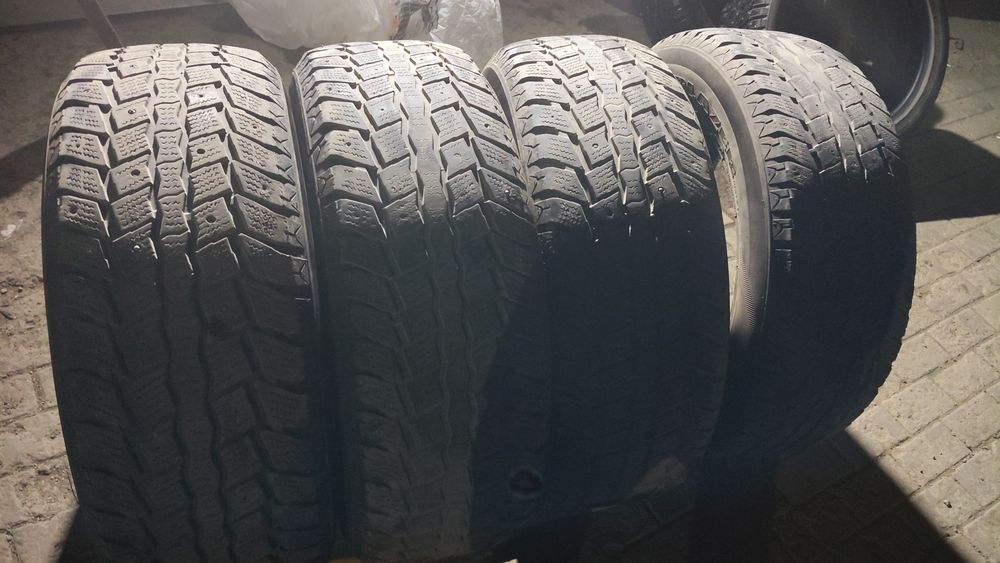 Шины сайлун комплект