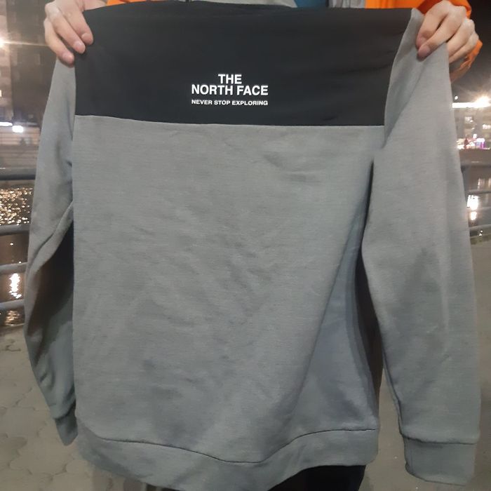 Продам костюм The north face