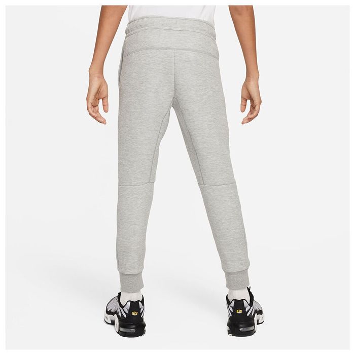 Оригинално долнище Nike Tech Fleece