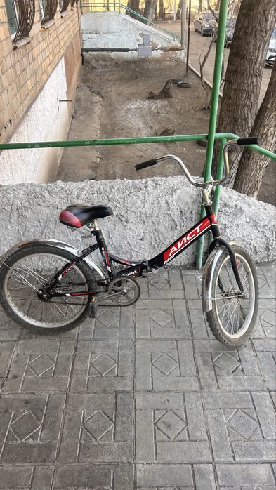 Продам велик Айст