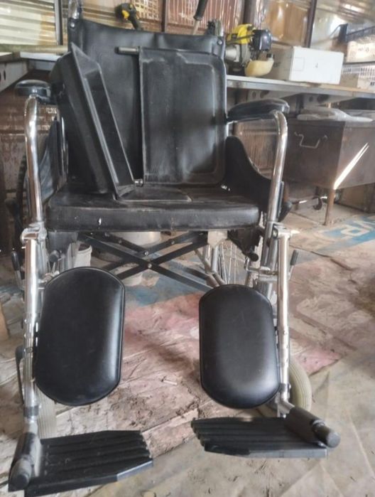 Продам инвалидное кресло в отличном состоянии