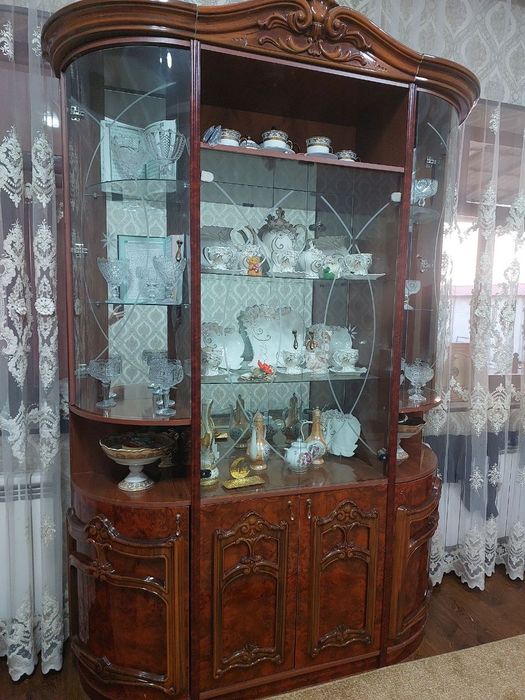 Продаётся стенка