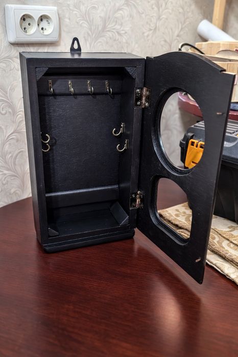 Декоративная ключница