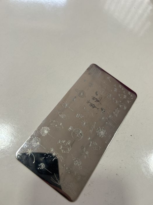 Moyra шаблони за нокти