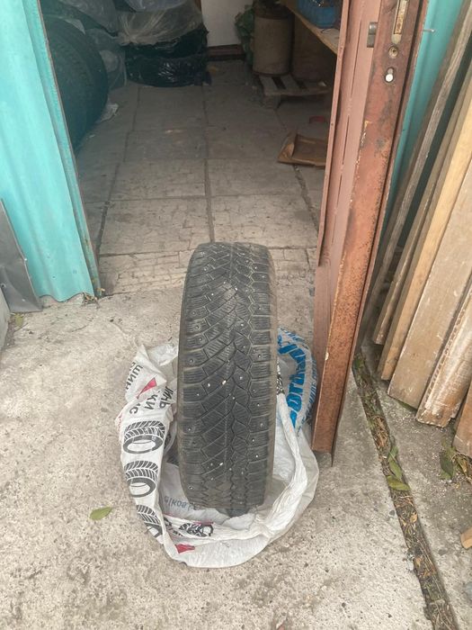 Автошины зимние б/у