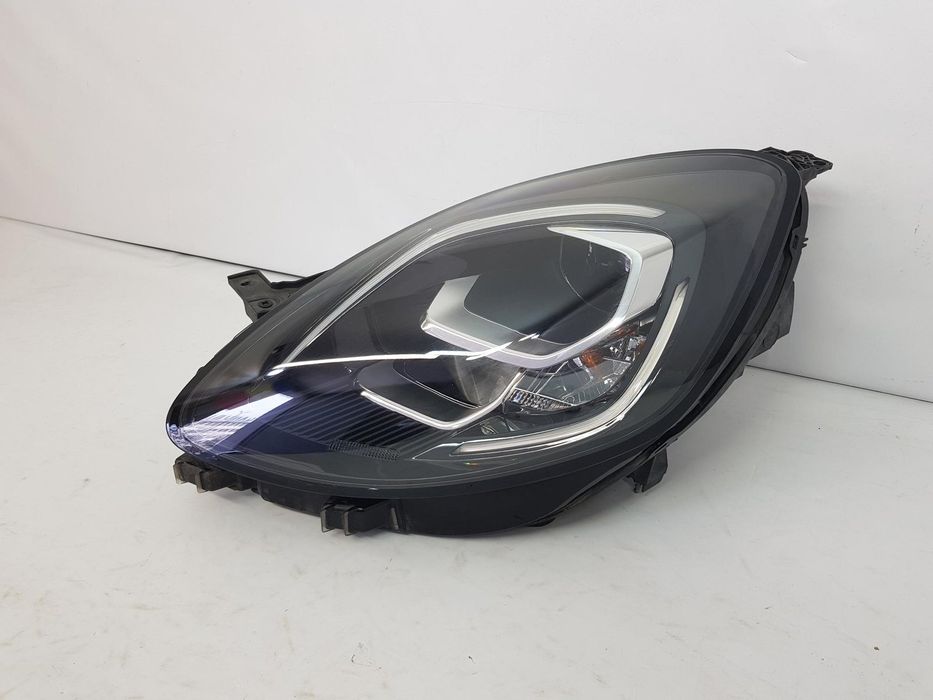 Far stanga Full Led Ford Puma dupa 2019