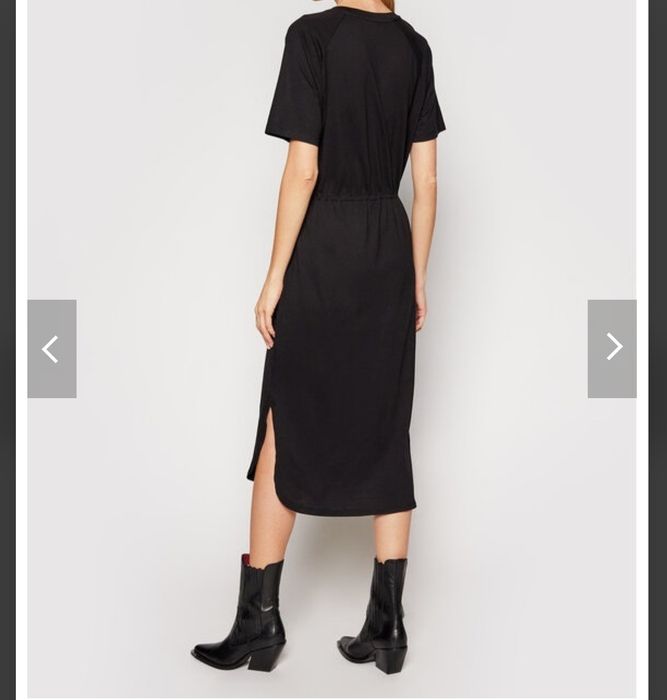 Рокля  DKNY (М размер)