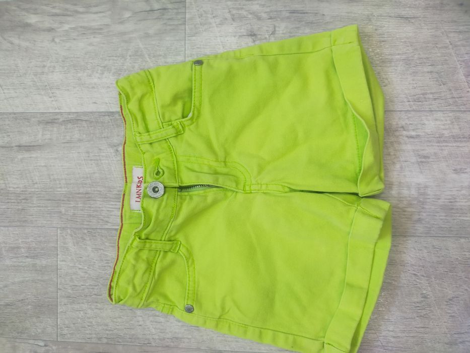 Шорты на девочку 2-4  лет