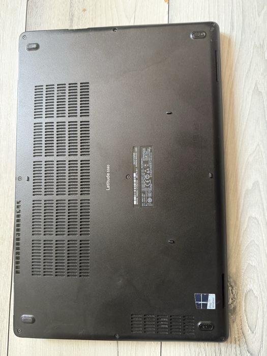Dell Latitude 5580-i7 7820HQ/16гб/512гб ssd м.2/Nvidia 940MX/Подсветка