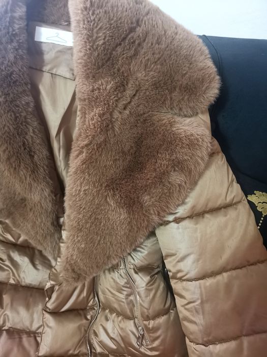 Geaca lunga cu blanita