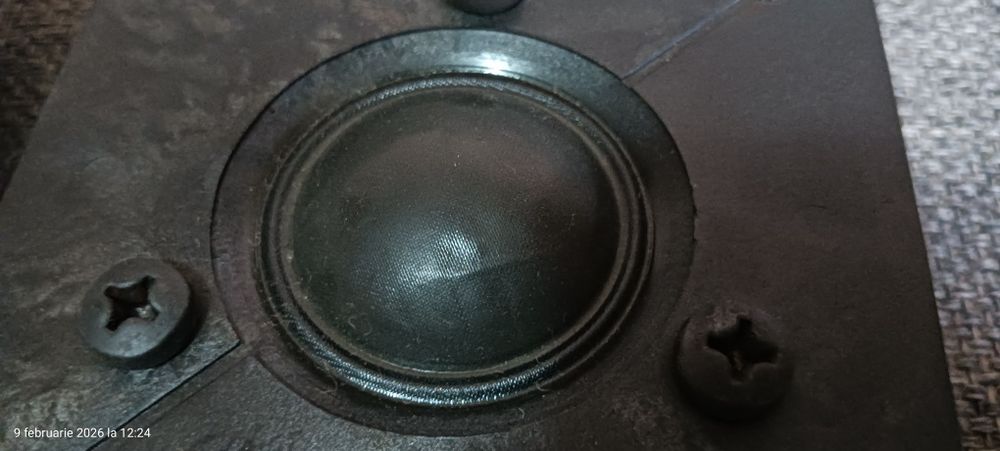 Difuzoare inalte si medii