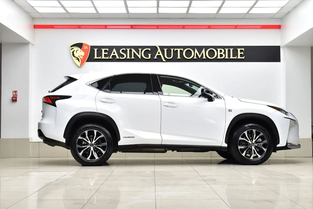 Lexus Seria NX F-Sport AWD ACC Scaune Piele Panoramic Piele Revizii la zi Garantie