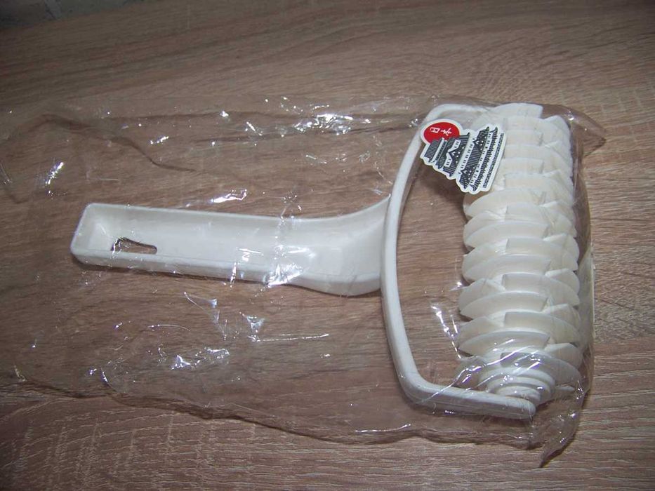 Forme silicon si accesorii pt.facut tort/prajituri