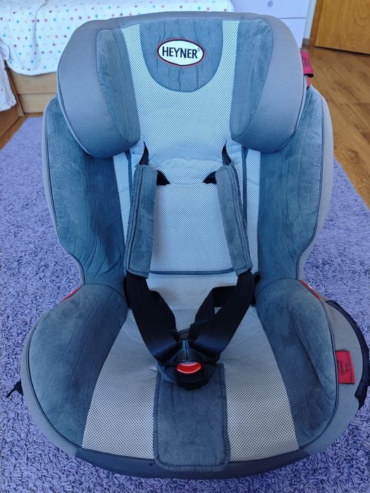 Детско столче за кола