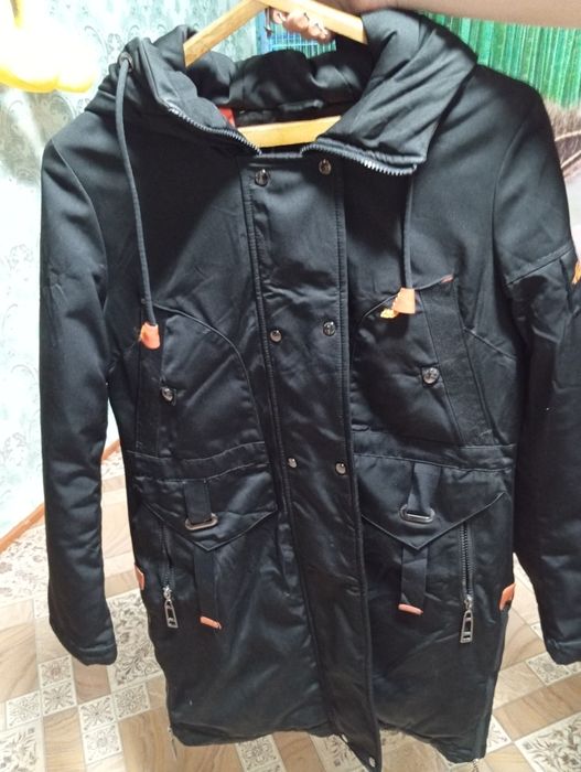Продам куртку зима