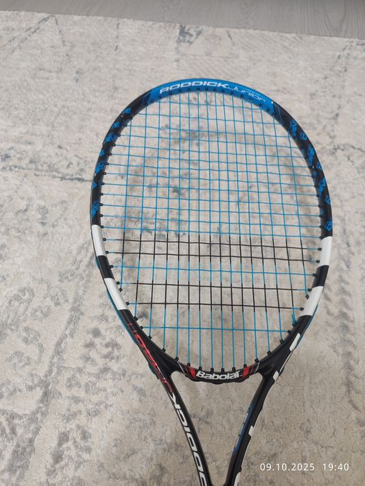 Ракетка в хорошем состоянии