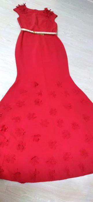 Вечерний платья. Состояние очень идеальное. 40 $