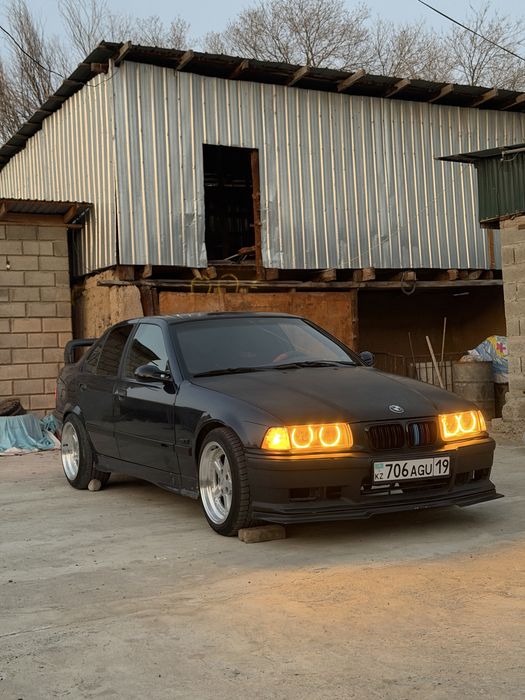 Shnirzer R17 диски с шинами на Бмв