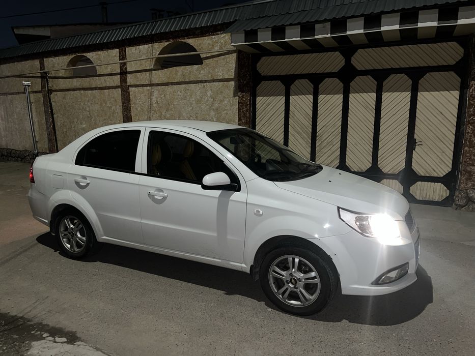 Срочно продается авто Nexia3