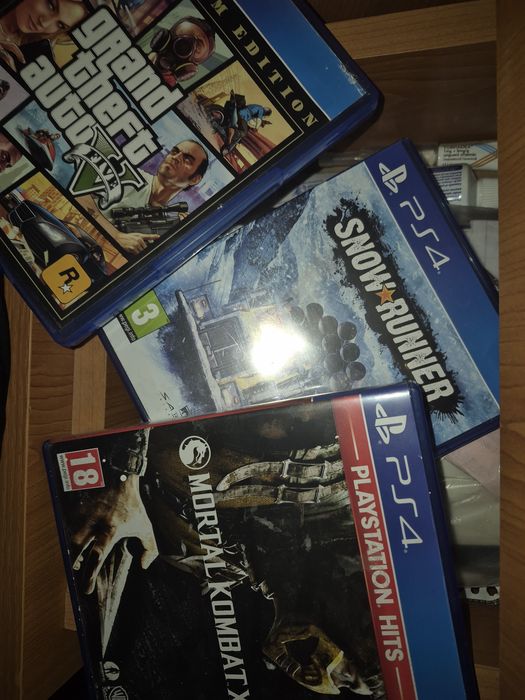 Ps 4 slim perfect funcțional