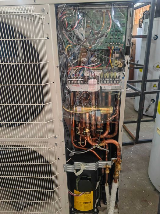 Инверторно външно тяло Mitsubishi Electric Pumy-P200YKM