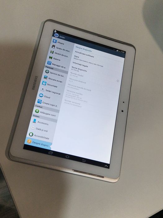 Tableta Samsung Galaxy Tab 2cu slot catela SIM si card de memorie
