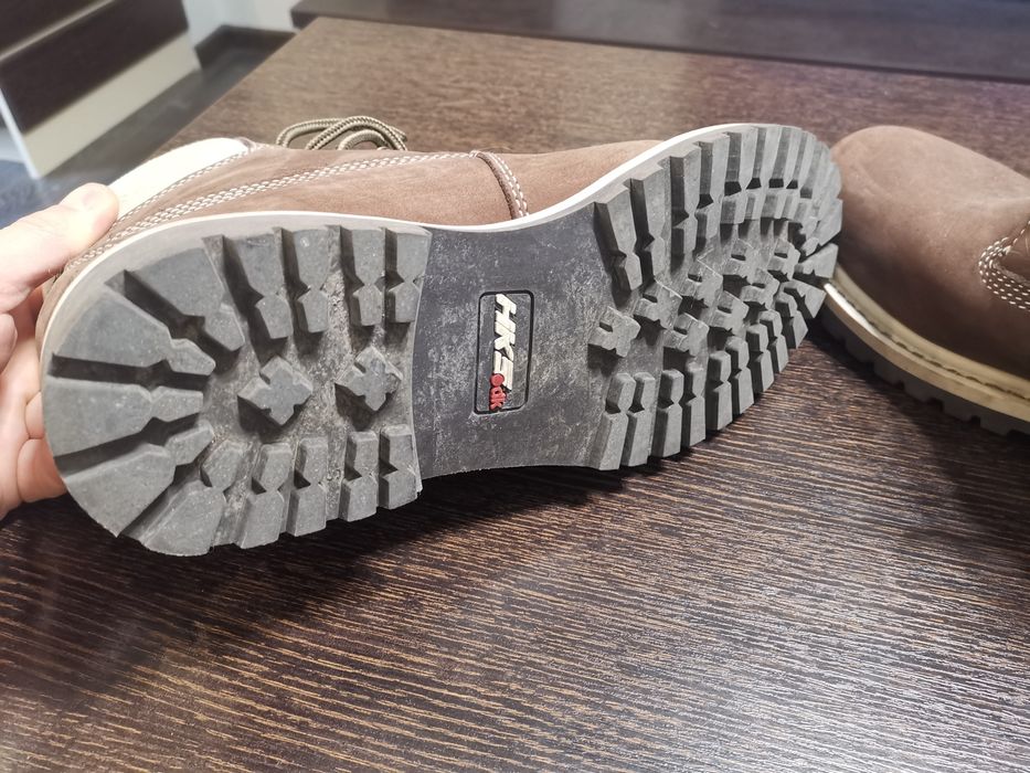 Зимни боти на HK5 dk