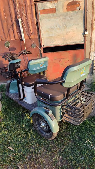 Продам трицикл электрический