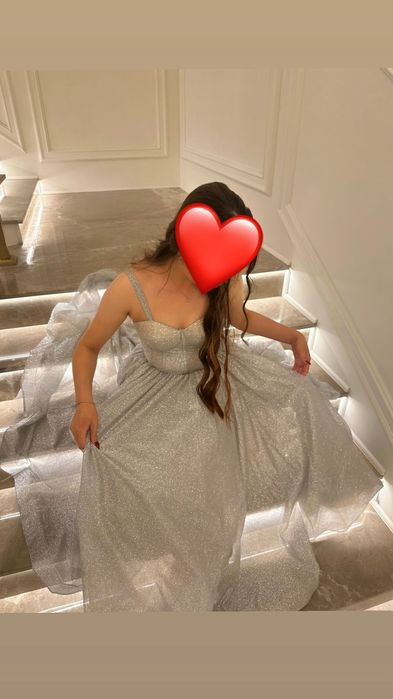 Көйлек сатылады бағасына келсеміз