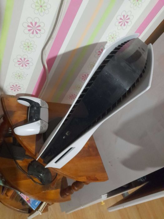 Playstation 5 с Discread-er.