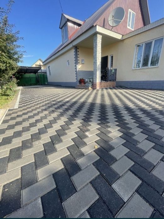 Укладка брусчатки