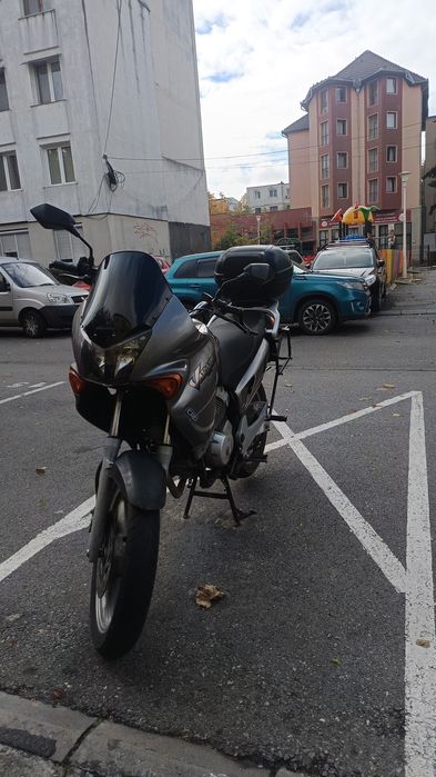 Honda Varadero 125 A1