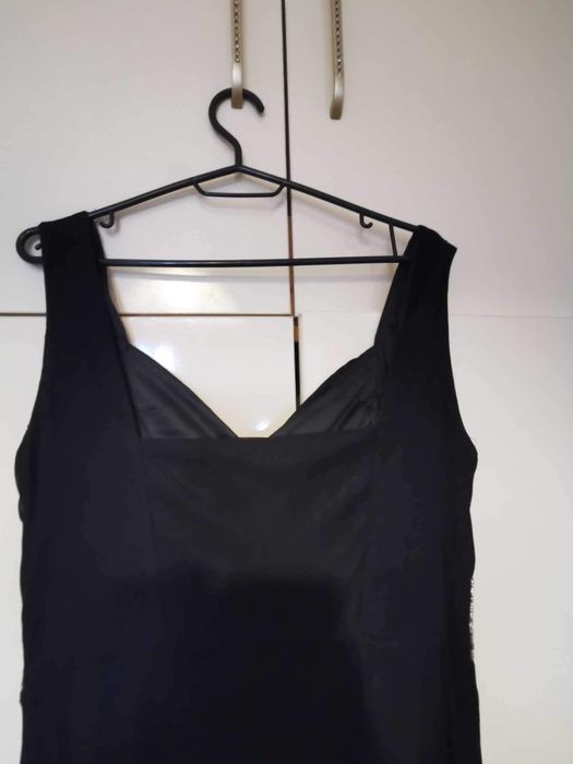 Дамска  рокля черна 42 размер