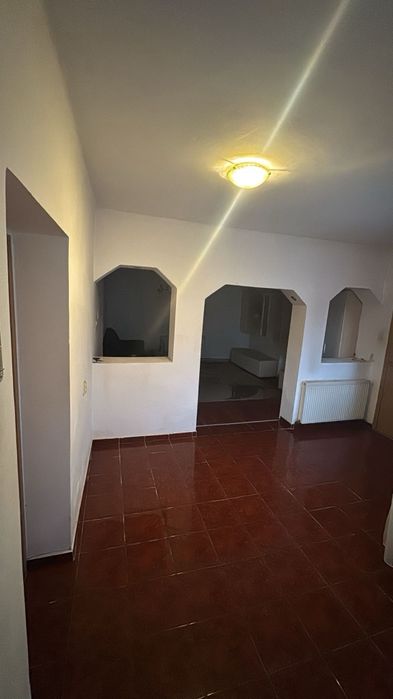 Casa de vânzare mobliata