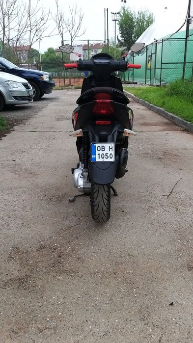 Скутер Aprilia 50 sr  2021 год