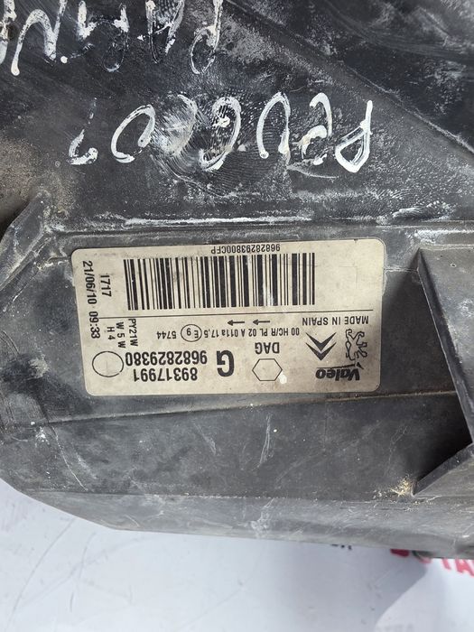 Ляв фар Peugeot Partner 012-016г