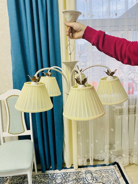 Люста 5 рожковая новая