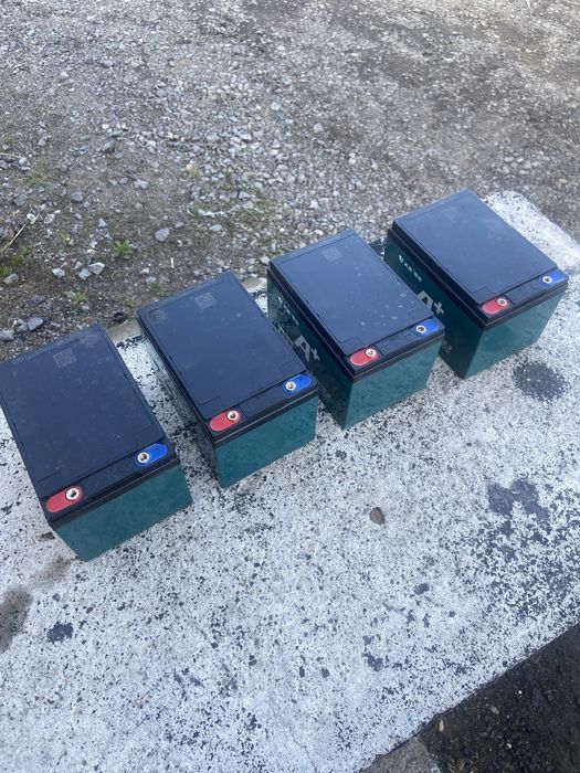 Продам аккумулятор sk8